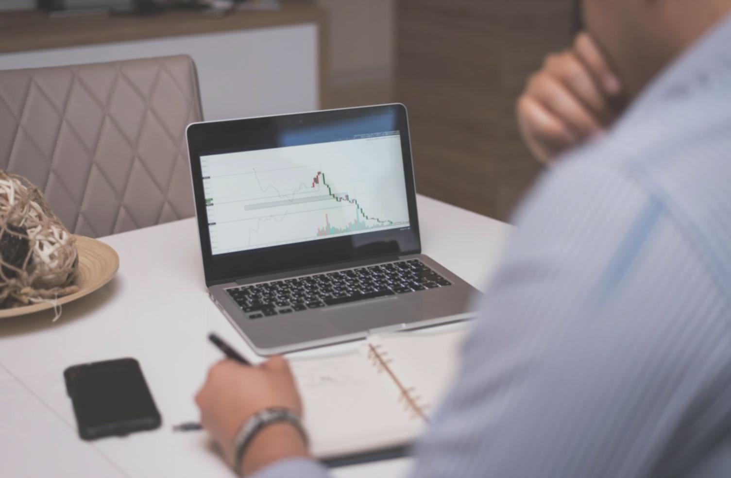 Interaktive Online-Lernsession mit Teilnehmern